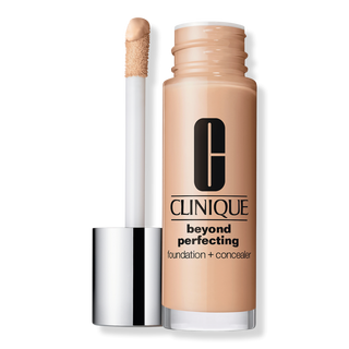 Clinique Beyond Perfecting Foundation + Concealer