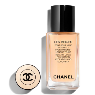 Chanel LES BEIGES Healthy Glow Foundation Hydration and Longwear