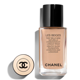 Chanel LES BEIGES Healthy Glow Foundation Hydration and Longwear