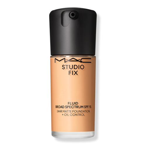 Studio Fix Fluid SPF15 24HR Matte Foundation + Oil Control - NC20