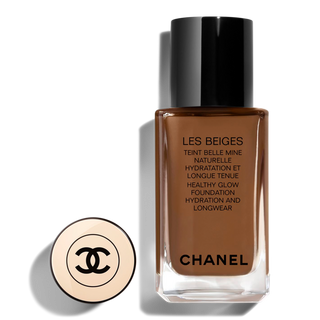 Chanel LES BEIGES Healthy Glow Foundation Hydration and Longwear