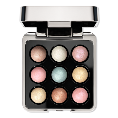 Ballet Beam Highlighting Pearls